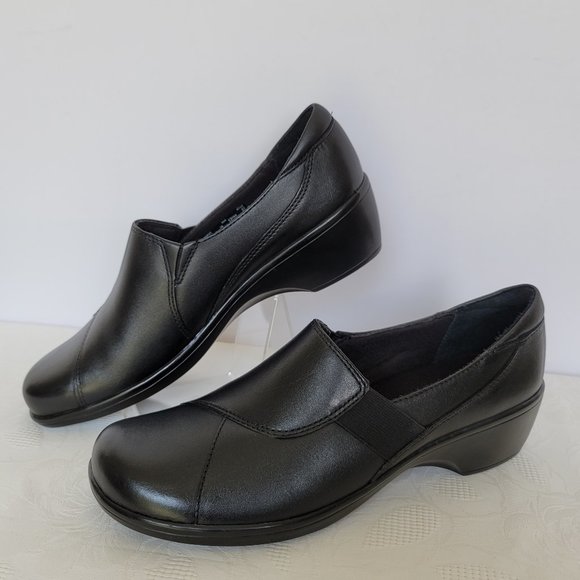 CLARKS Bendables May Moonl Leather Slip-On Shoes- Black color- Women's Size 9M - Picture 4 of 15
